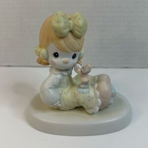 Vintage 1993 Precious Moments Figurine